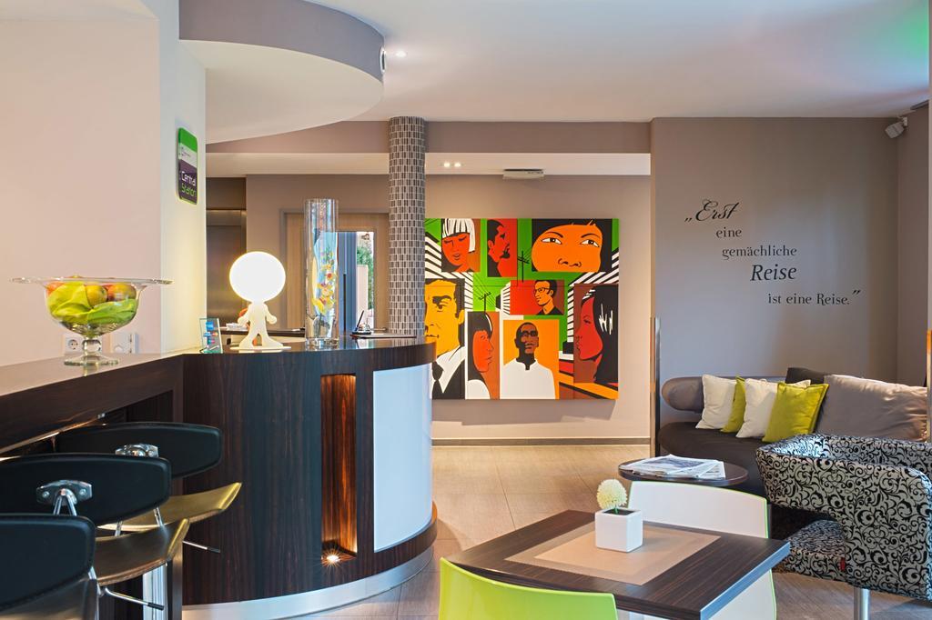 Hotel Mainstation Франкфурт на Майн Екстериор снимка