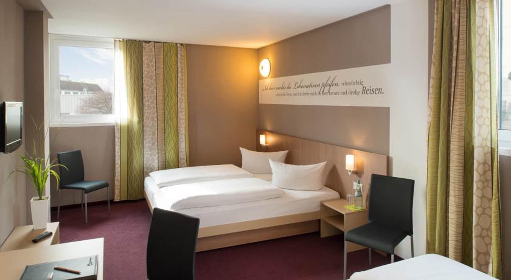 Hotel Mainstation Франкфурт на Майн Екстериор снимка