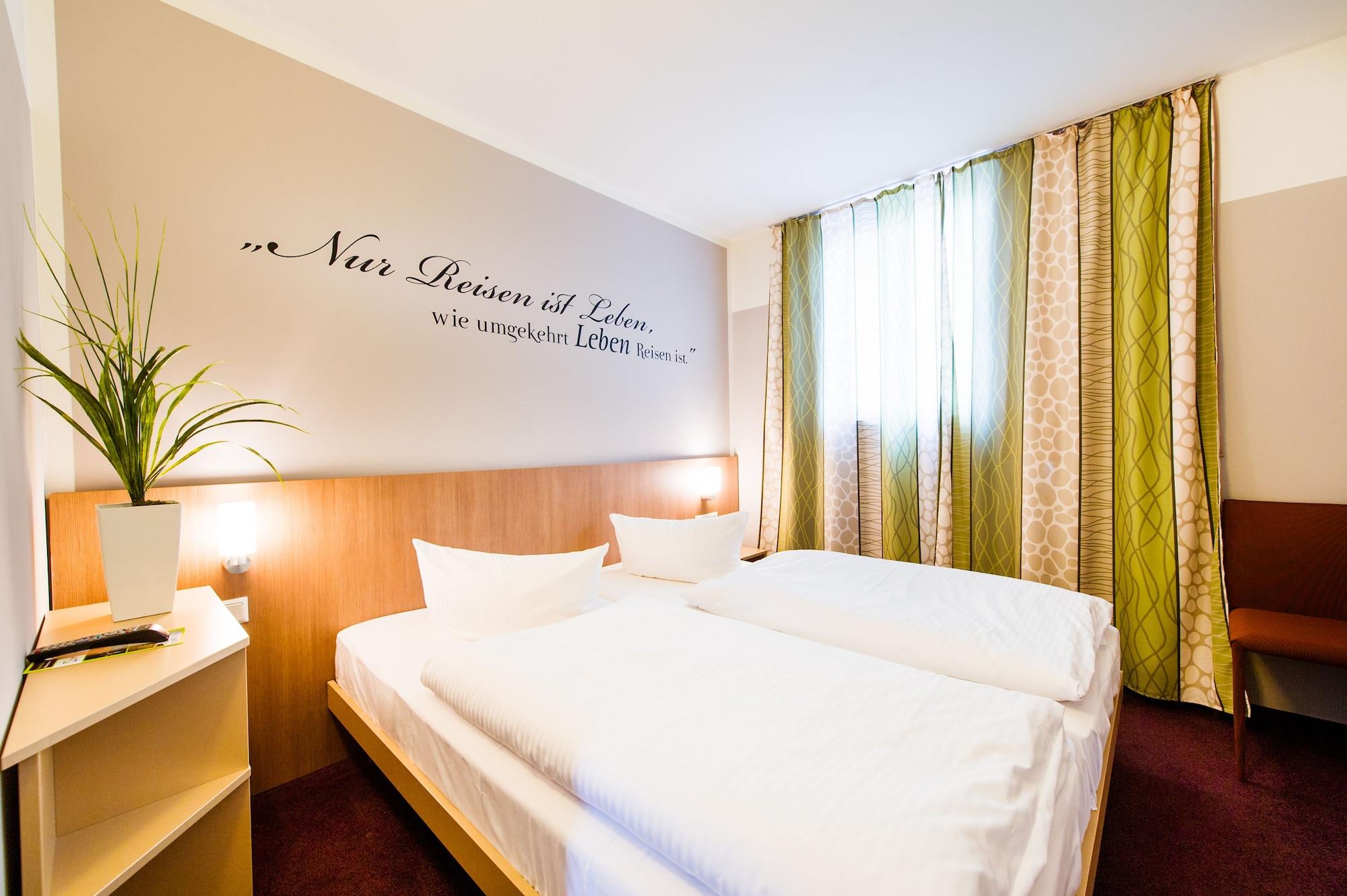 Hotel Mainstation Франкфурт на Майн Екстериор снимка